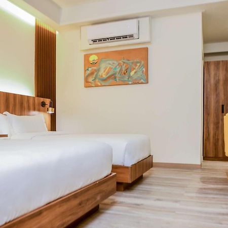 Surestay Studio By Best Western Clarkview Angeles City Dış mekan fotoğraf